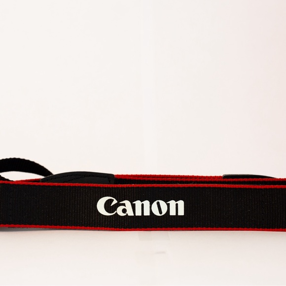 Canon EOS Rebel T5 with 3 lenses and accessories (see description). - Picture 13 of 15